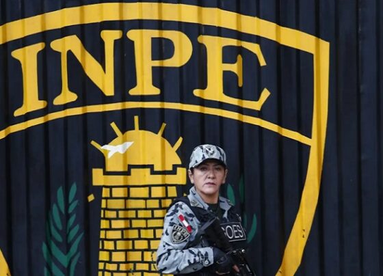 Alfredo Azurín pide al Ejecutivo esclarecer presunto favorecimiento en contratación de pruebas de poligrafía del INPE