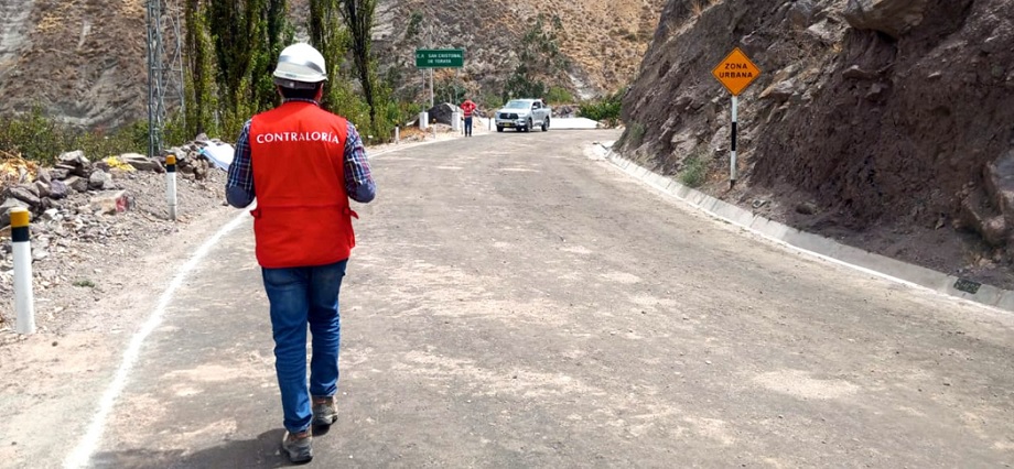 Contraloría General advierte deficiencias técnicas en asfaltado de la carretera Lloque – Matalaque