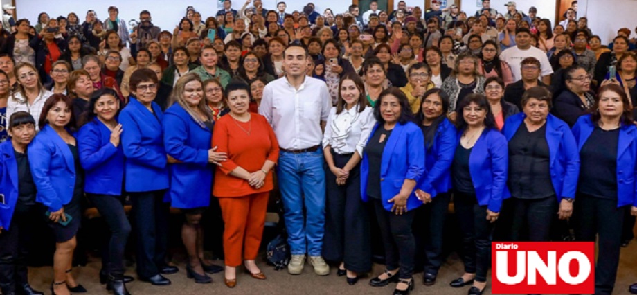 Jerí promete más recursos para el Vaso de Leche mientras se reúne con empresarios de la construcción