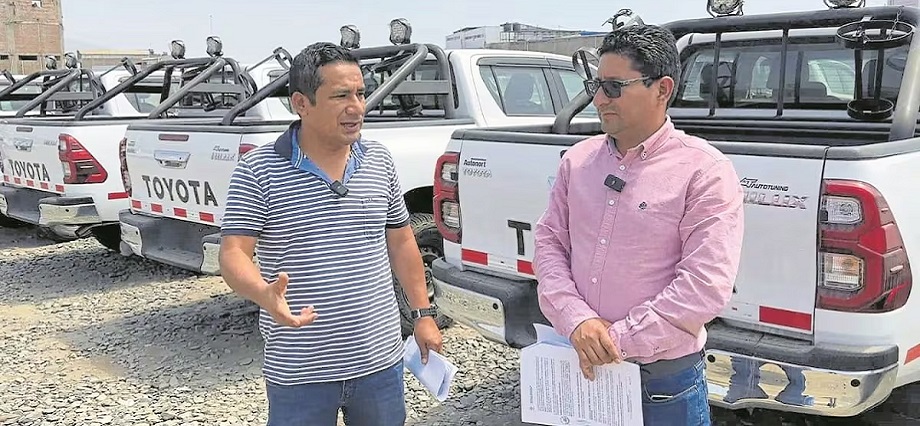 Trujillo: Camionetas para la PNP se empolvaban en cochera
