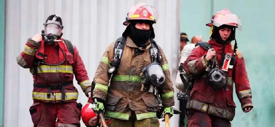 Informe interno revela presuntas irregularidades en millonaria adquisición de equipos para bomberos