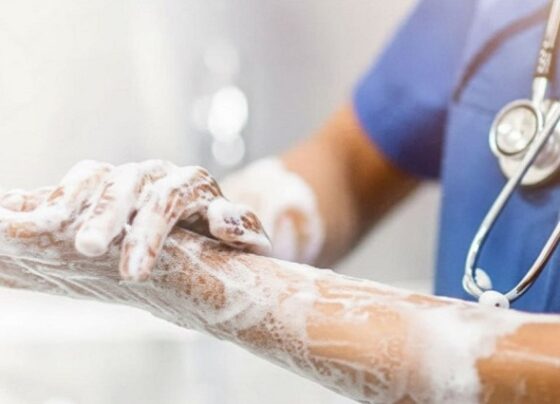 Actualizan estándares para la compra de antisépticos usados en hospitales