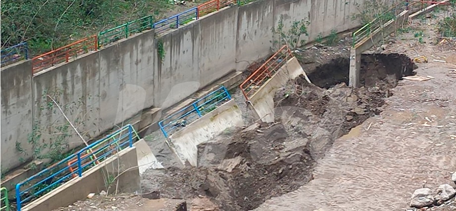 Colapso de muros en torrentera de Paucarpata revela fallas heredadas y obliga a reconstrucción