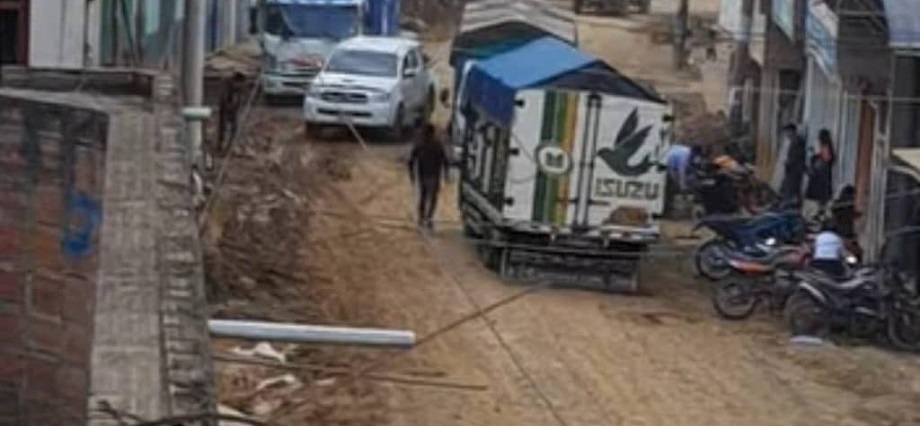 El colapso vial de Pachitea: Una crisis de S/150 millones bajo la lluvia