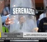 Piura: Vecinos de Catacaos lanza huevos y botellas al alcalde por presuntas deficiencias en obras de saneamiento