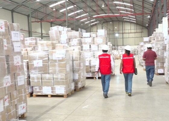 Retraso en cuadernos escolares pone en riesgo entrega a más de 581 mil alumnos pobres