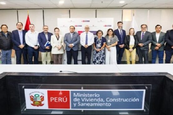 Ministerio de Vivienda y Grupo Agua sostienen reunión para optimizar la ejecución de proyectos de agua potable y alcantarillado