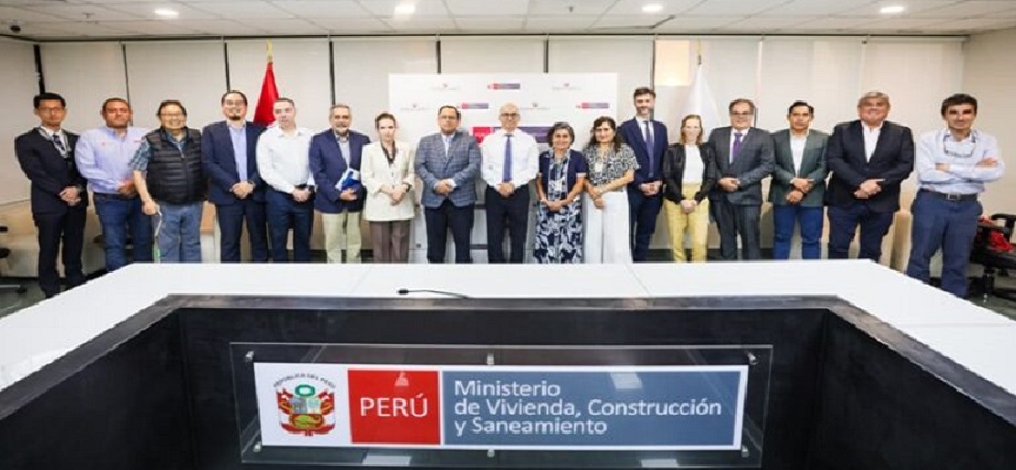 Ministerio de Vivienda y Grupo Agua sostienen reunión para optimizar la ejecución de proyectos de agua potable y alcantarillado