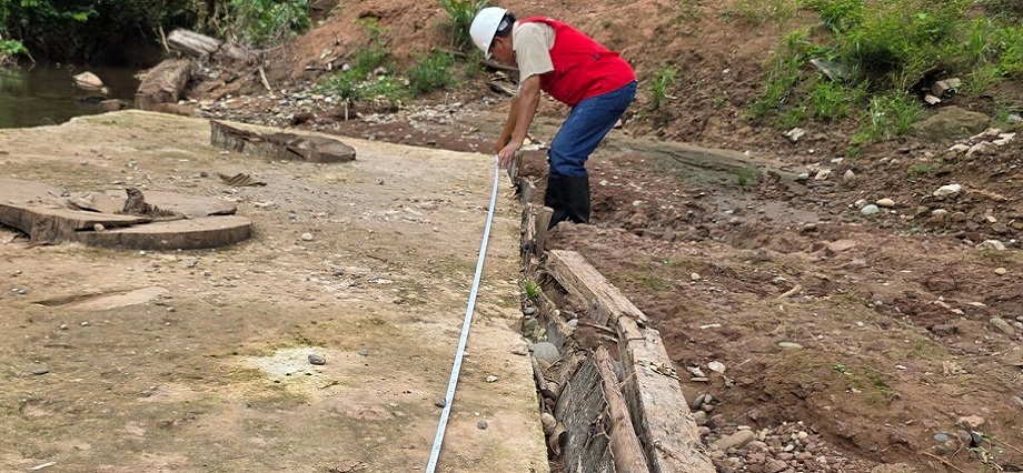 Advierten deficiencias constructivas en puente Alto Galicia Puerto Inca