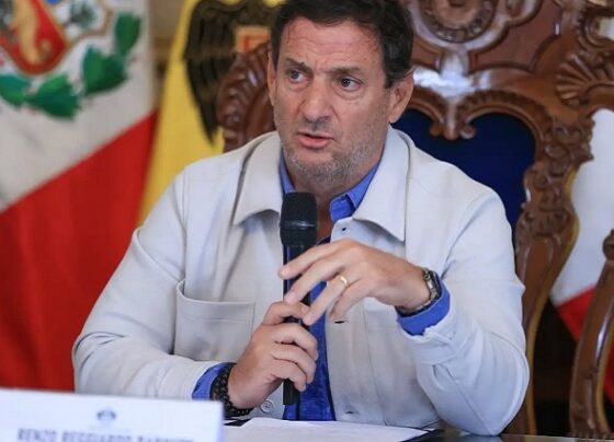 Aparecen más coimas por peajes de Villarán