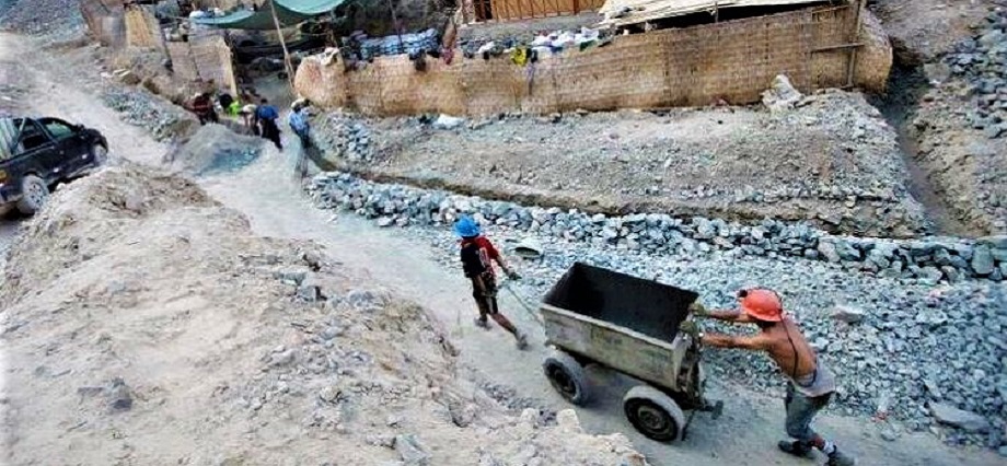 Canon minero y financiamiento de obras en riesgo por modificaciones en Congreso