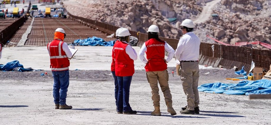 Contraloría alerta riesgos en el puente Arequipa–La Joya