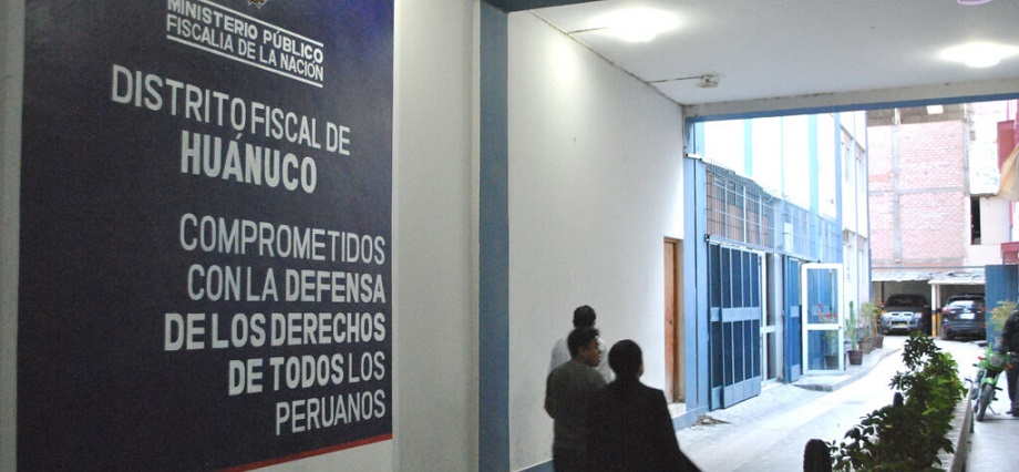 Contraloría alerta irregularidad en contrato de Fiscalía con empresa para servicio de mensajería en el 2023