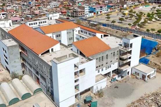 Obra del hospital Maritza Campos vuelve a ser paralizada temporalmente en Cerro Colorado