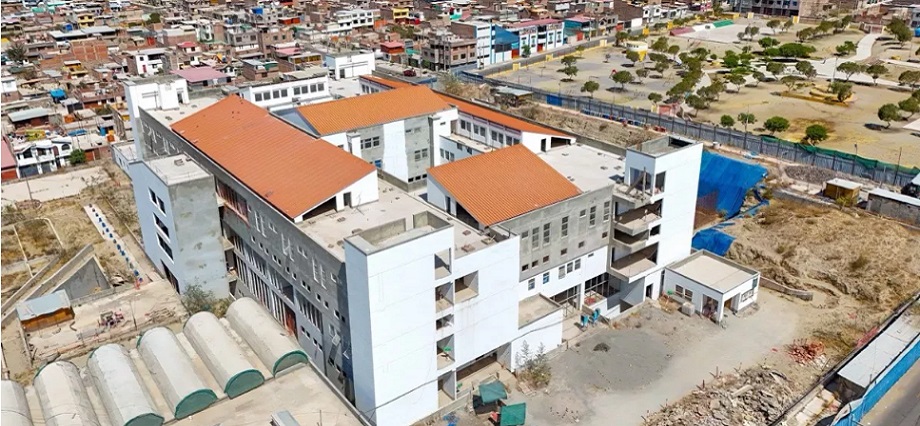 Obra del hospital Maritza Campos vuelve a ser paralizada temporalmente en Cerro Colorado