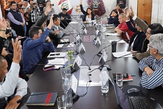 Consejo Regional de Arequipa investigará contrataciones de la Región con Eralma SAC