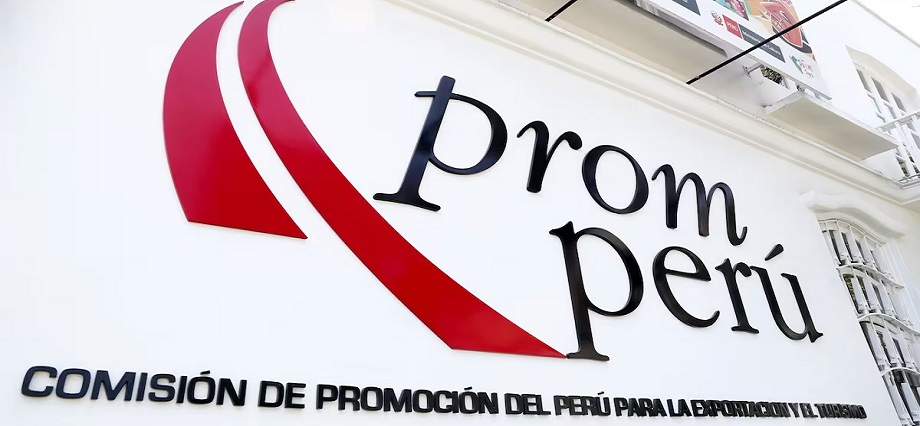 Promperú habría financiado cenas privadas de su jefa en París con dinero del Estado